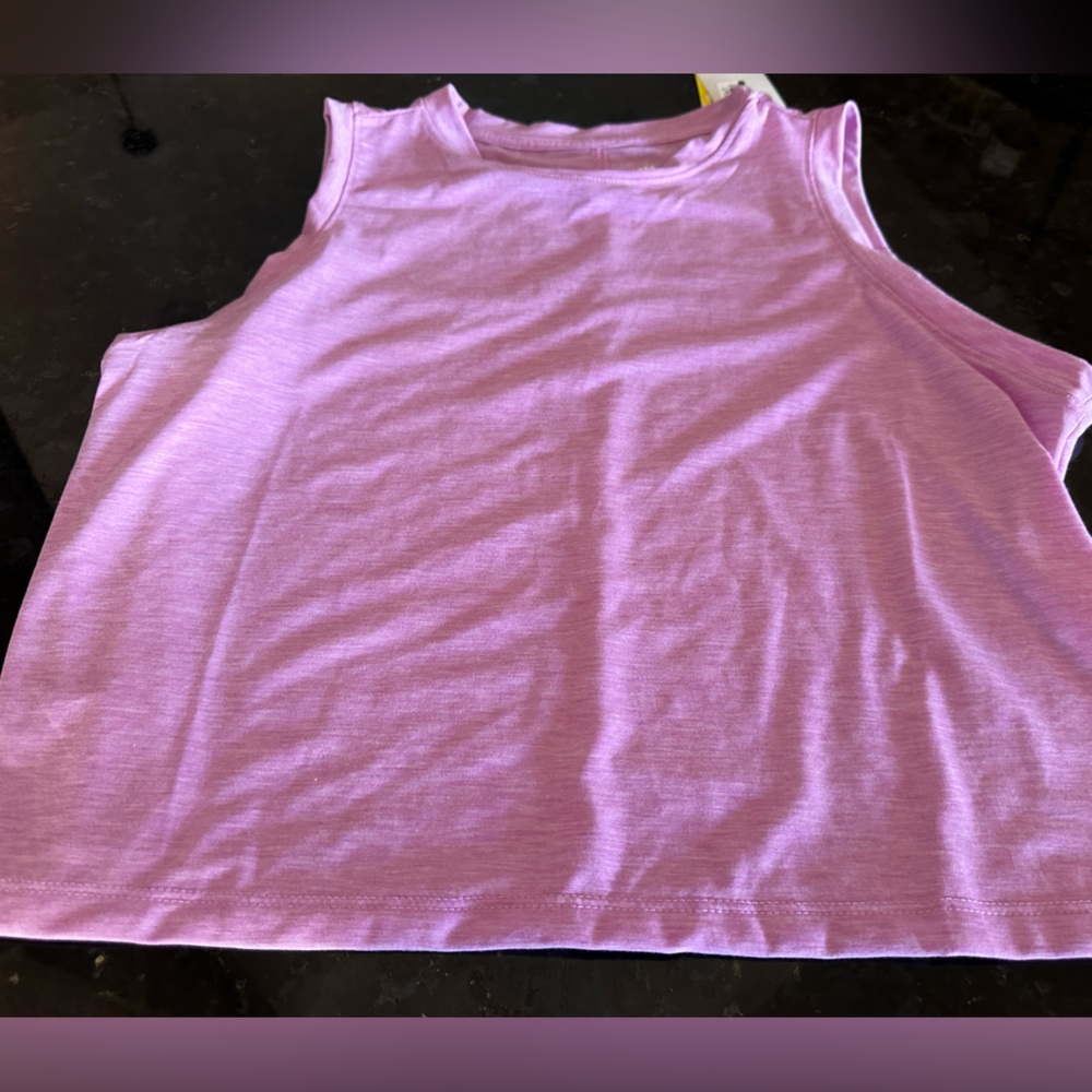 Light pink workout tank